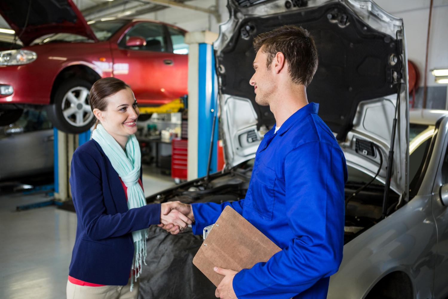 Serviços automotivos sem esforço com orientação especializada